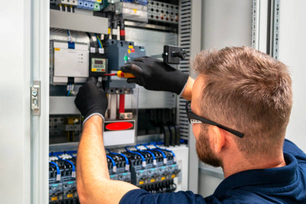  Saline, MI Electrician Pros